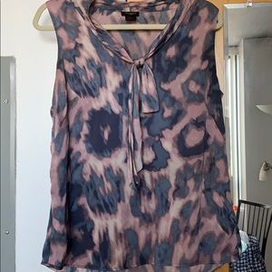 Necktie blouse